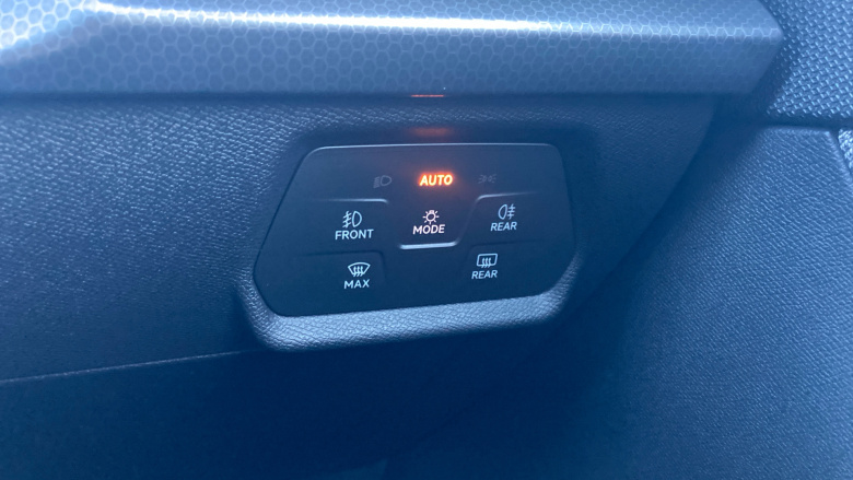 SEAT Leon 1.5 TSI EVO SE Dynamic 5dr Petrol Estate